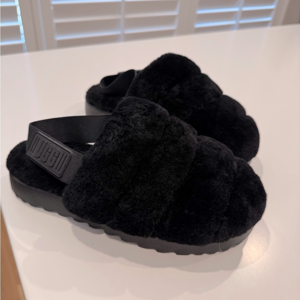 UGG Super Fluff Genuine Shearling Slingback slipper